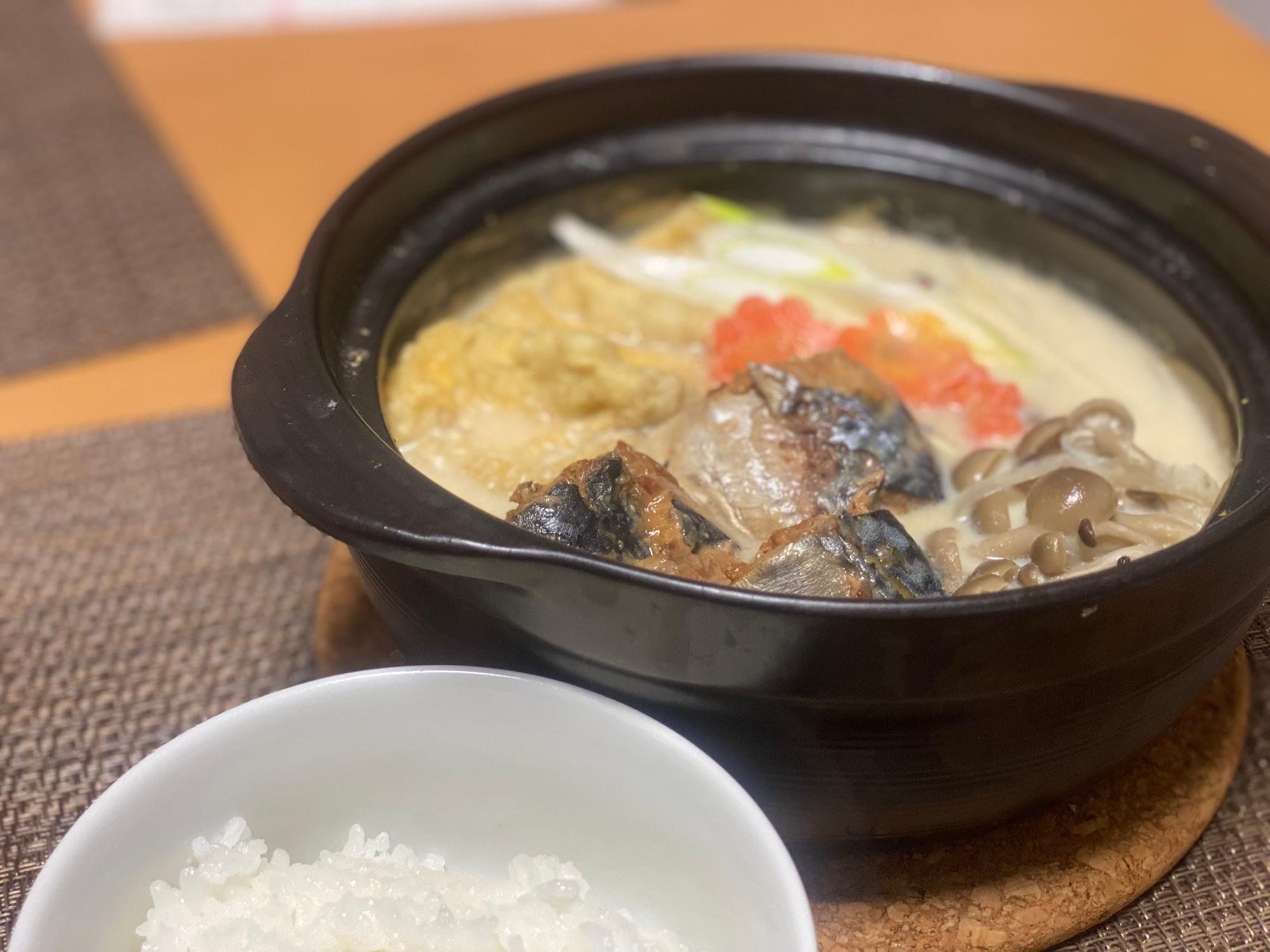 さば味噌豆乳鍋